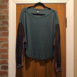 We the free thermal with balloon sleeves